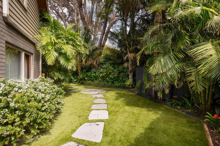 86 Kitenui Avenue Mount Albert_32