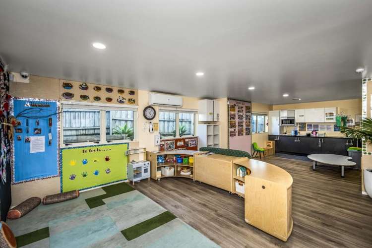 20 McKittrick Avenue Flat Bush_5