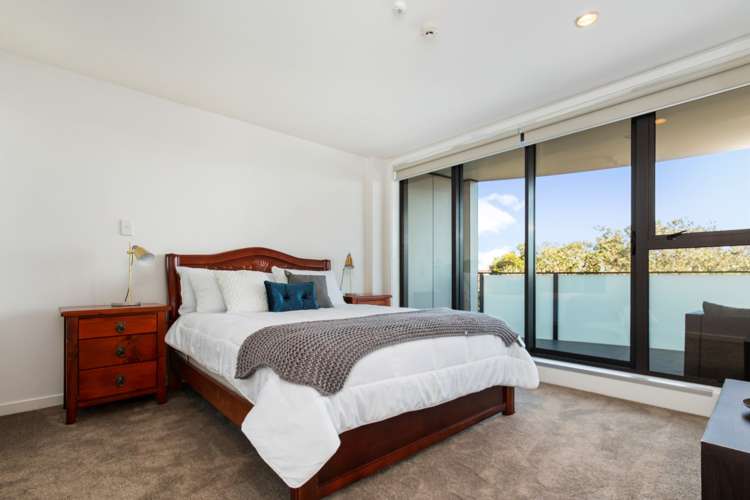 11/8 Basque Road Eden Terrace_9