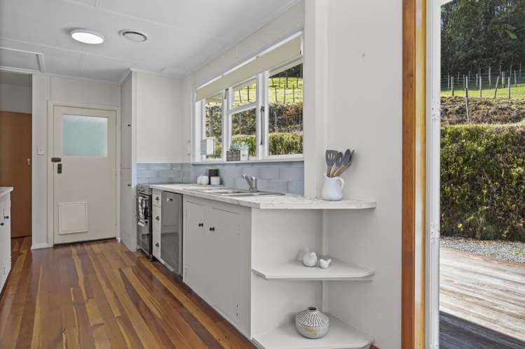 5C Janet Frame Way Whitemans Valley_18