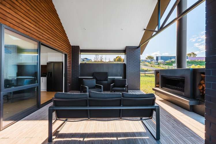 2 Vickers Way Acacia Bay_25