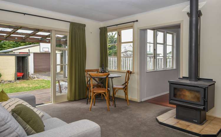 2 Kent Street Carterton_11