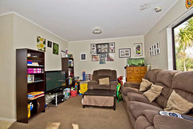 49 Rosier Road Glen Eden_12