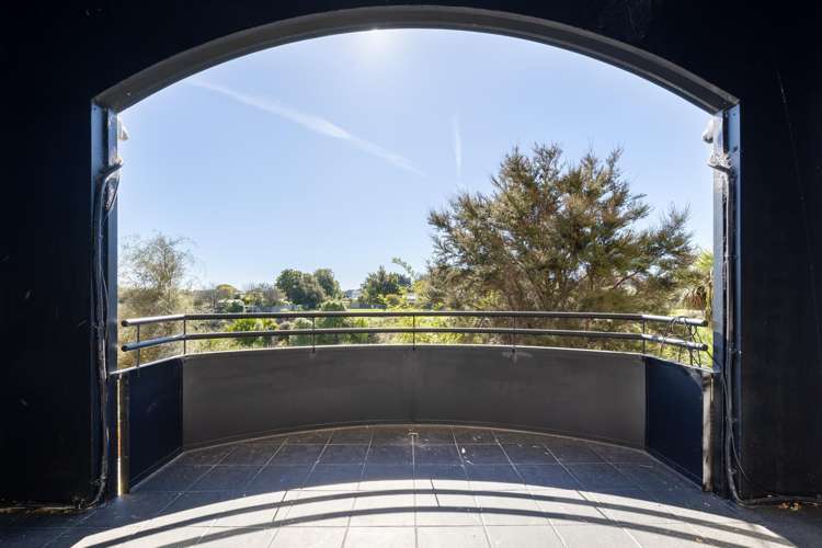 10 Thackers Quay Woolston_14