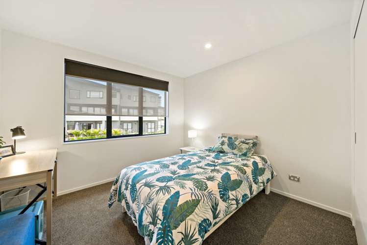 15 Moki Place Long Bay_9
