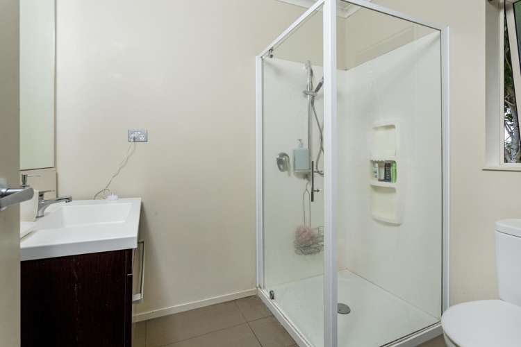 5 Chloe Place Massey_10