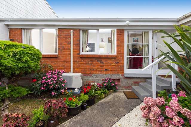 2/220a Church Street Onehunga_1