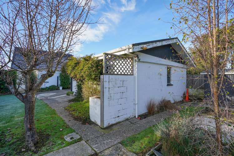 238 North Road Waikiwi_34
