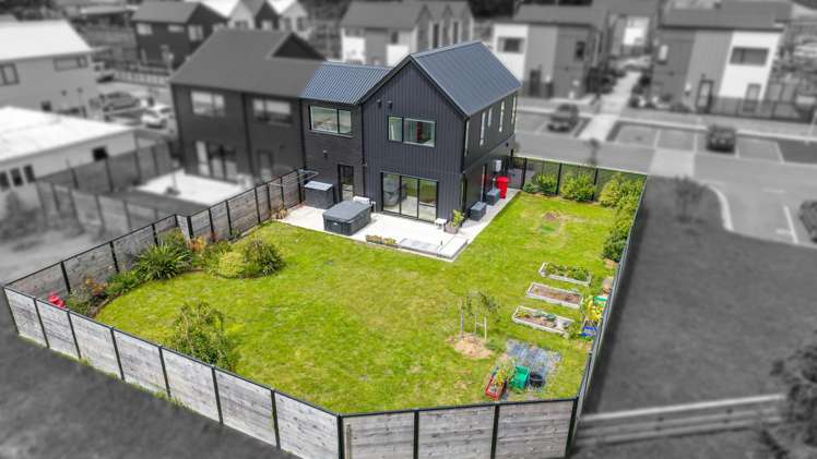 17 Reakes Crescent Wallaceville_16