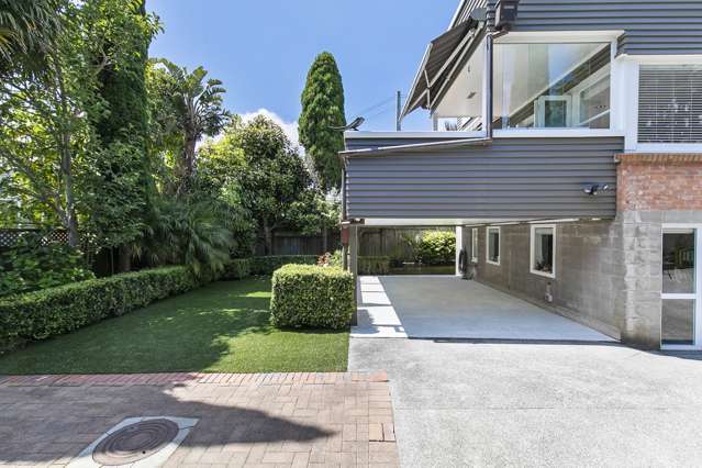 56b Lloyd Avenue Mount Albert_1