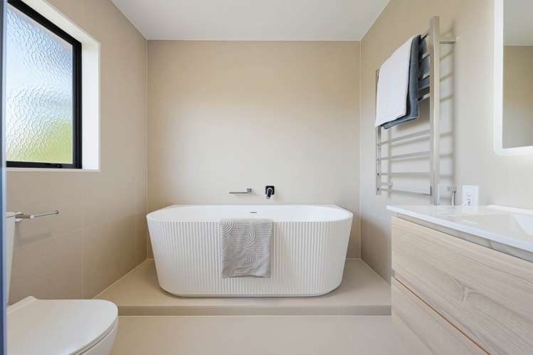 2 Ilam Lane Albany_36