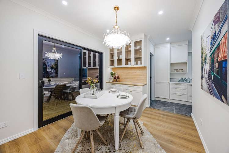 17 Ballyalton Crescent Flat Bush_14