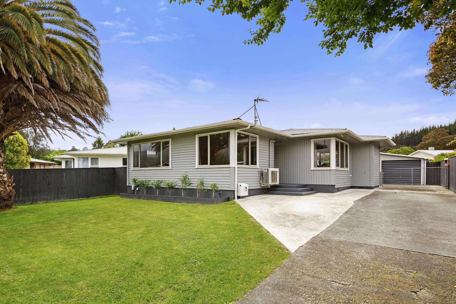 4 Ponderosa Grove Maoribank_0