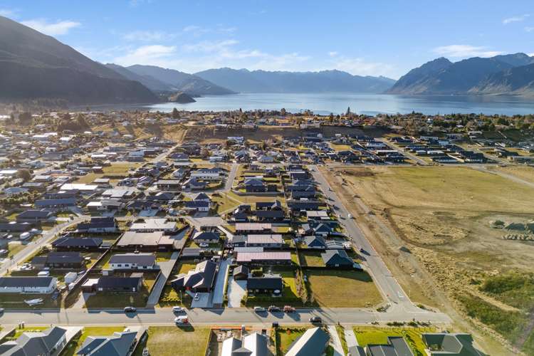 57 Little Maude Drive Lake Hawea_21