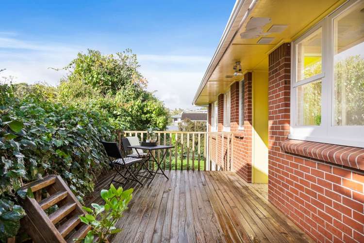 21 Kereru Street Henderson_27