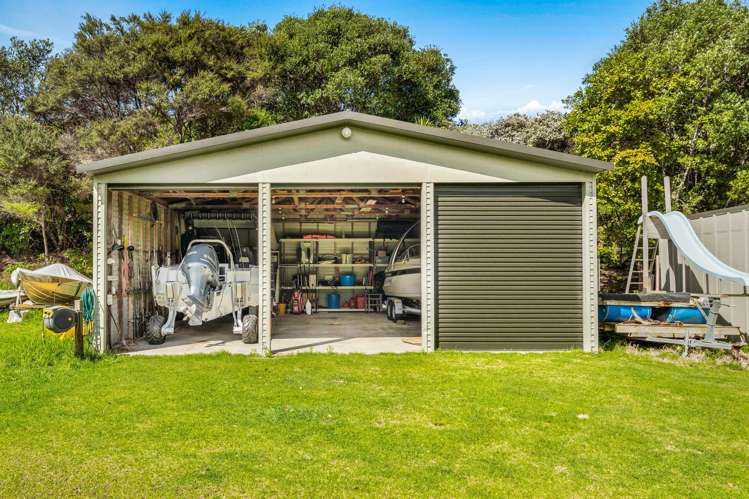 Cabin 10, 1116 Takatu Road Matakana_33