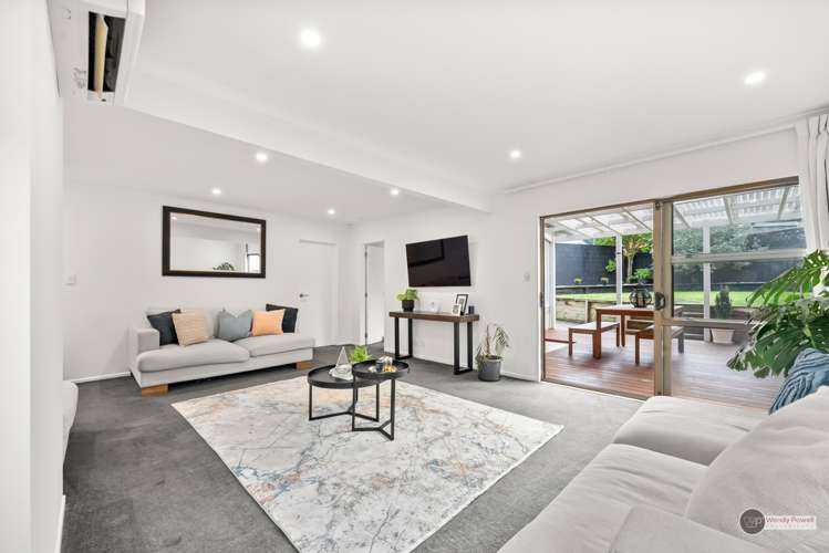 21 Montana Road Totara Park_5