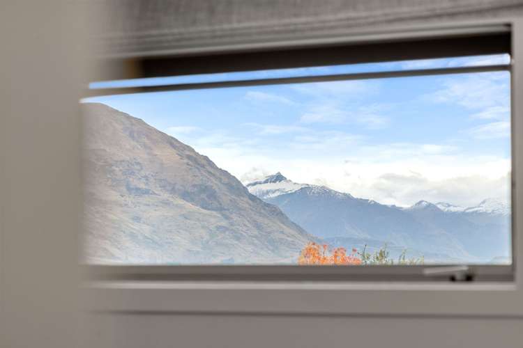 208/29 Warren Street Wanaka_5