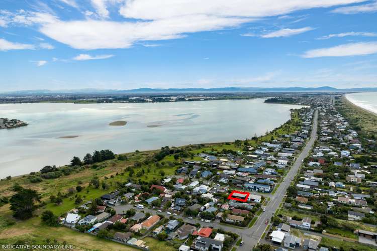 2/2 Mermaid Place Southshore_23