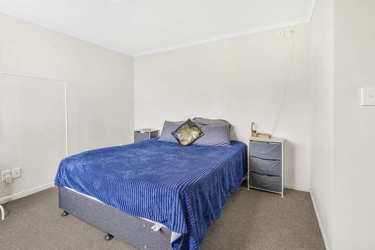 19h Inverness Avenue Hamilton East_11