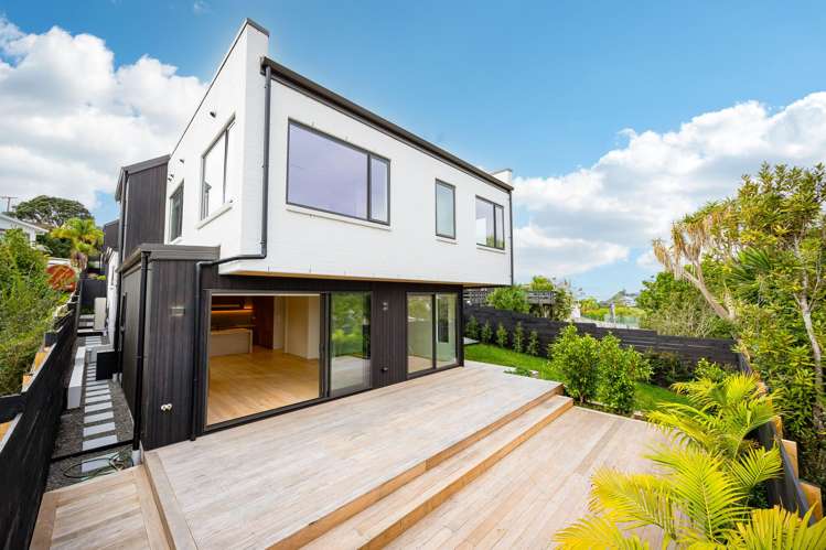 520B Beach Road Murrays Bay_2