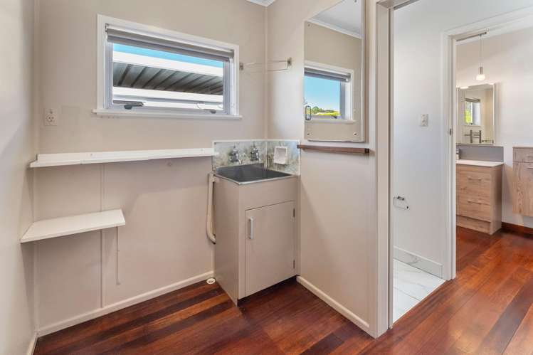 56 Eighty Eight Valley Road Wakefield_19