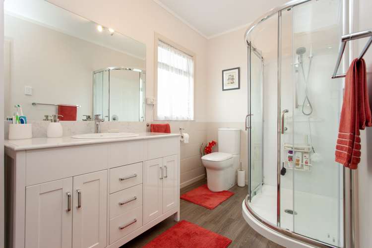 4 Cullen Crescent Tokoroa_13