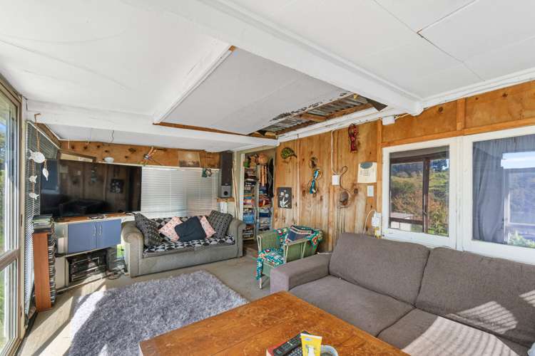 1021 Te Waitere Road Taharoa_14