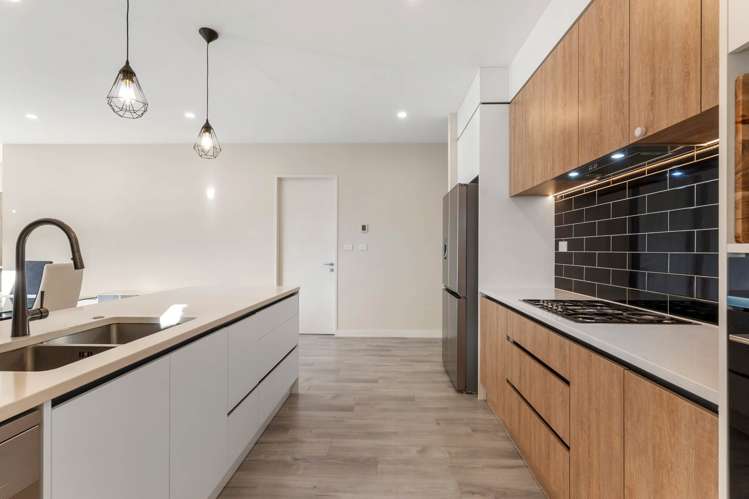 9 Holcroft Street Papakura_28