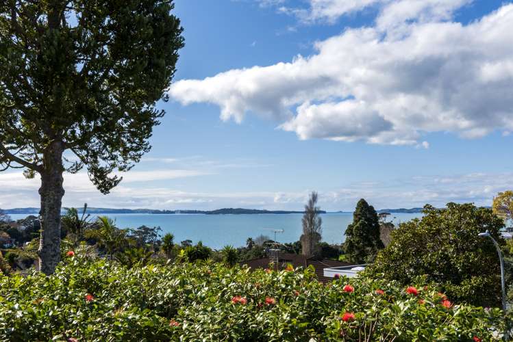 14 Mcmillan Place Mellons Bay_5