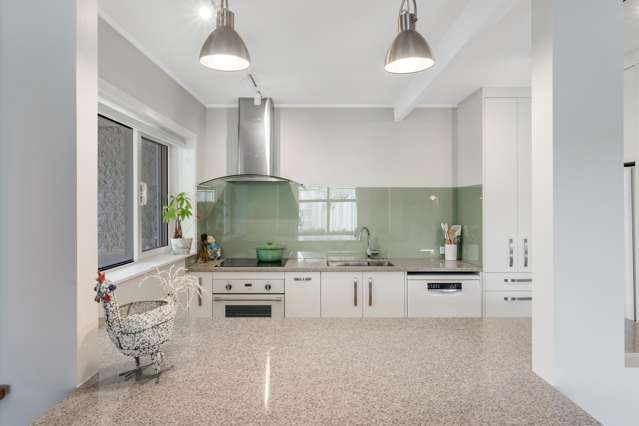 Private, Peaceful, Perfectly Positioned