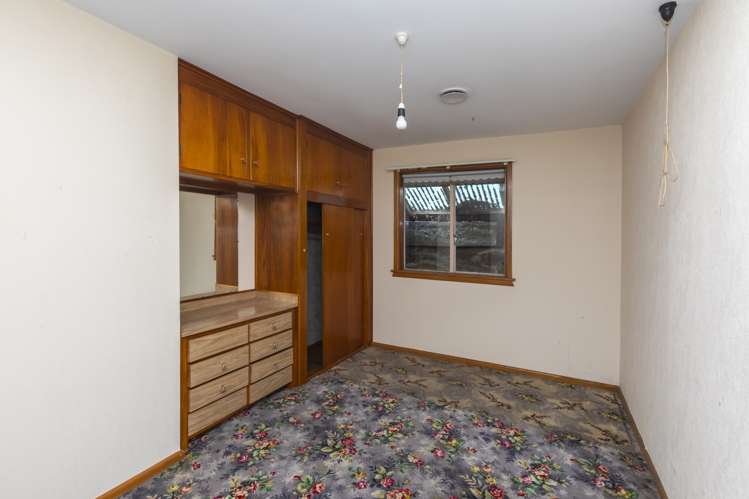 8 Erewhon Terrace Hillsborough_11