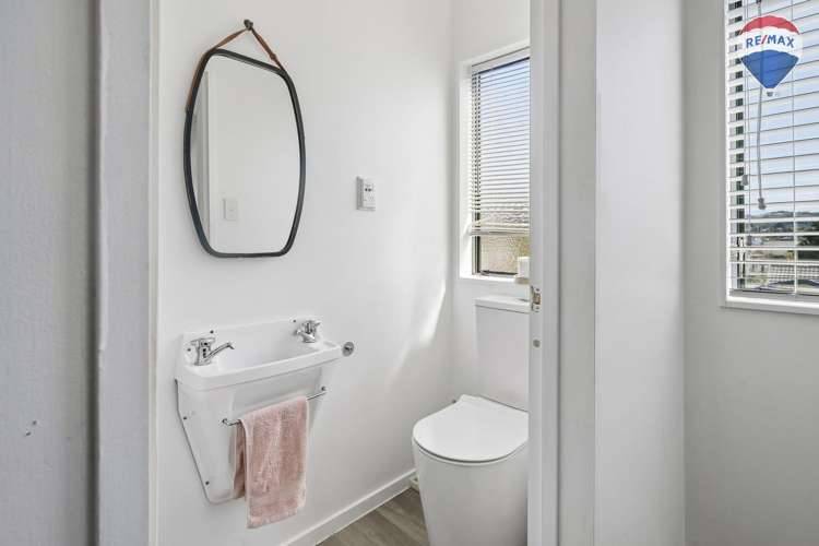113 Discovery Drive Whitby_13