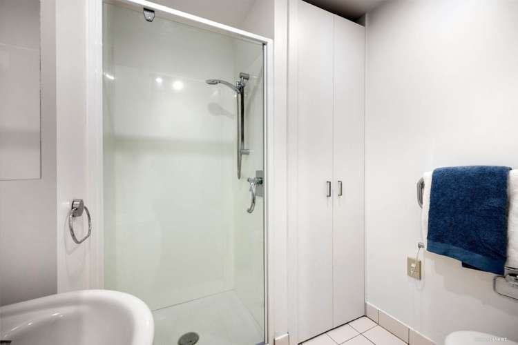 1013/53 Cook Street Auckland Central_8