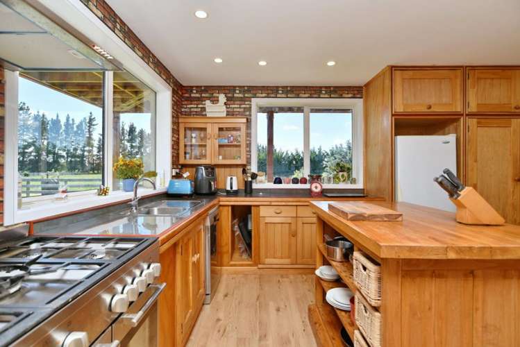 379 No 10 Road Swannanoa_5