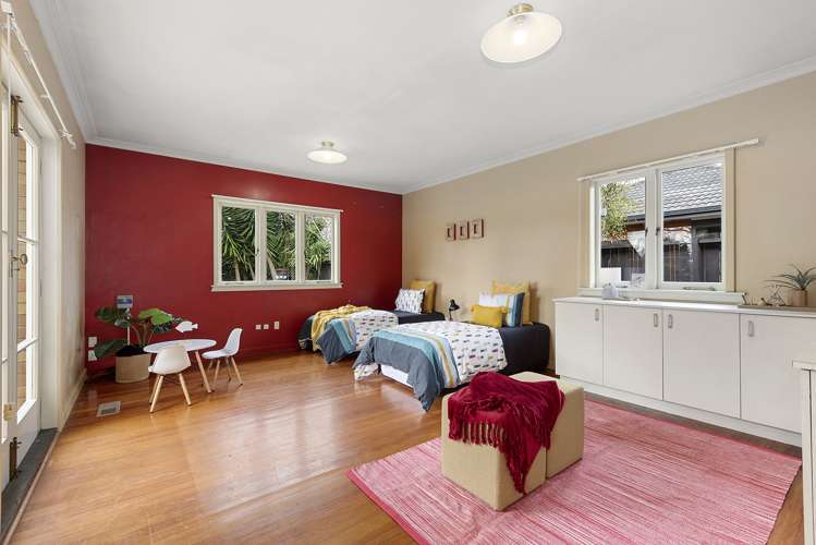 8 Knighton Road Hillcrest_3