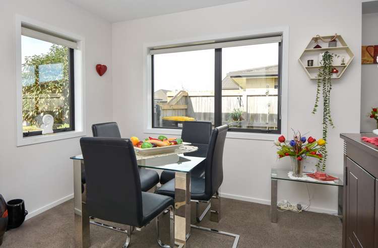 65 Ashmore Park Road Carterton_3