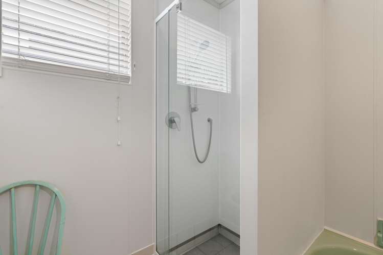 104 Beverley Terrace Whangamatā_9