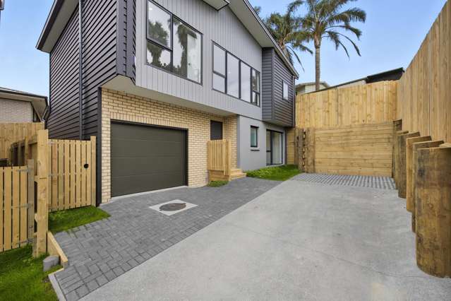 Brand New & Brilliant: Freestanding & Designer