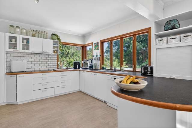 5 Tiniroa Grove Silverstream_4