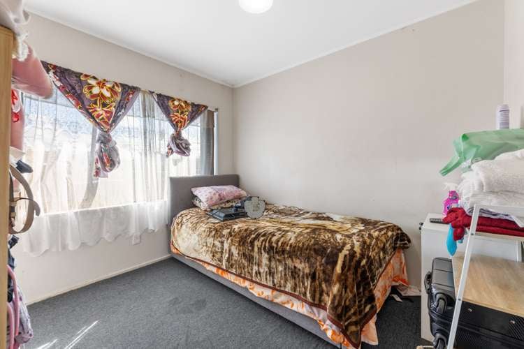 6 Tua Place Favona_12