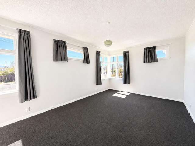  119 Charles Street Blenheim Central_4