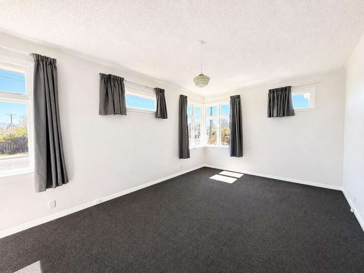 119 Charles Street Blenheim Central_4