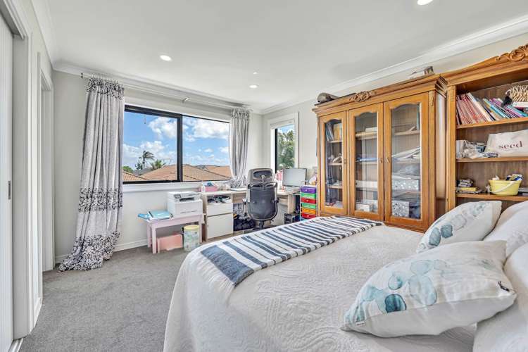 46 Donegal Park Drive Flat Bush_15