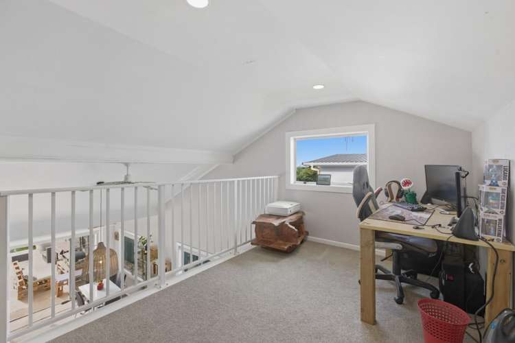 60 Tukapa Street Westown_13