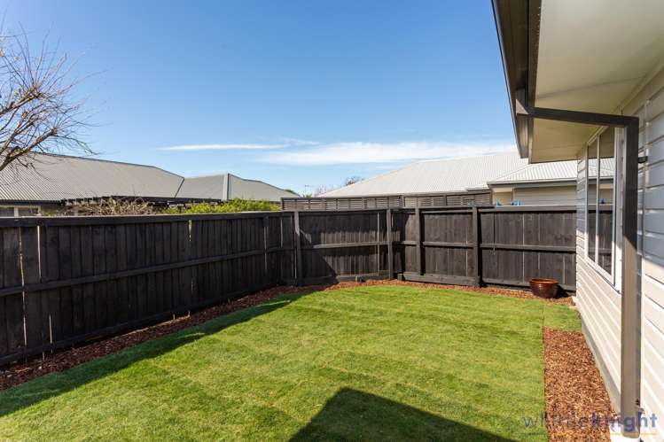 16a Clarevale Street Burwood_17