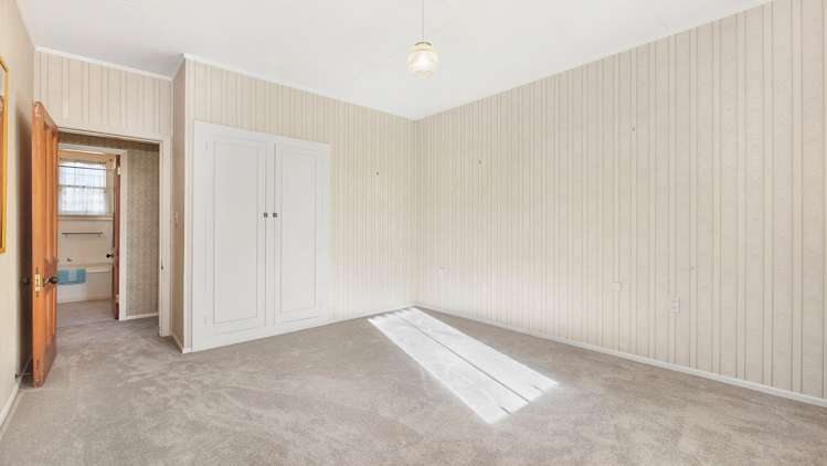 16 Railway Terrace Glentunnel_9