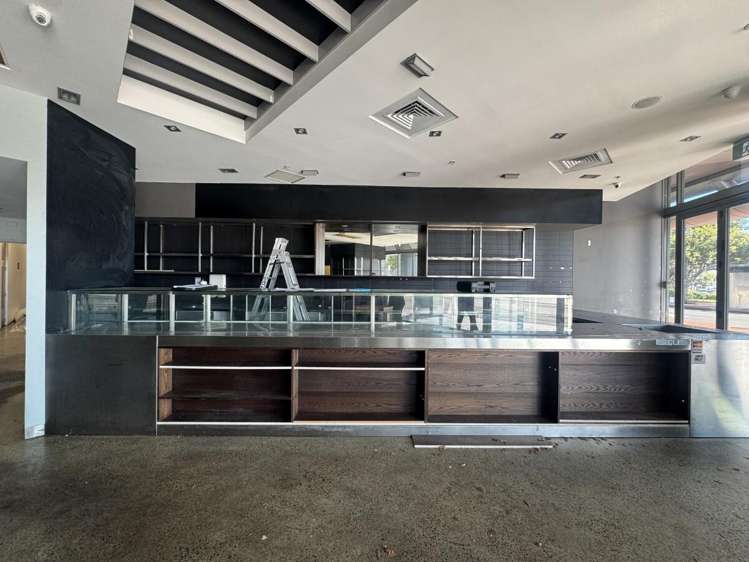 110 Customs Street West City Centre_9