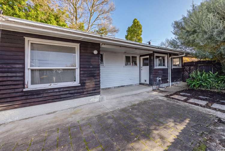 64 Beach Road Pahurehure_11