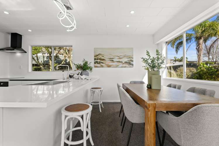 25 Dobell Road Stanmore Bay_4